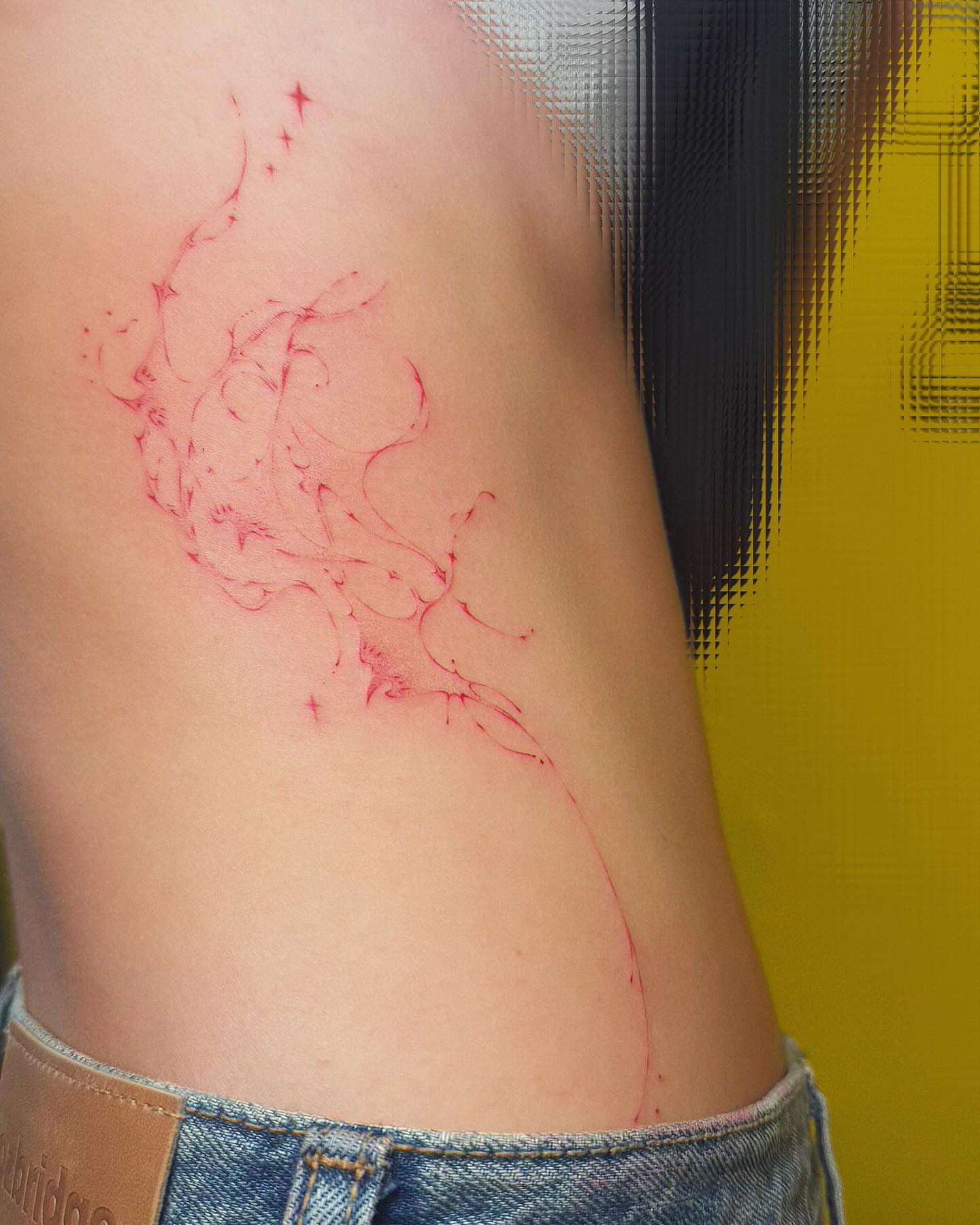 Tattoo by @ta2_echo โ dotwork