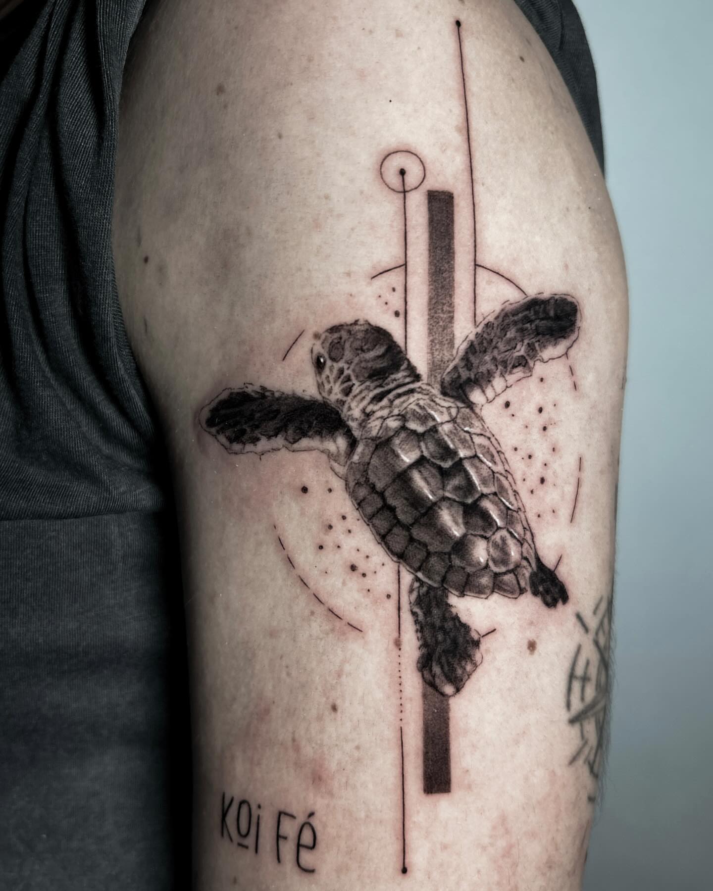 Sea turtle dotwork tattoo on the forearm by Eltche Art Tattoo