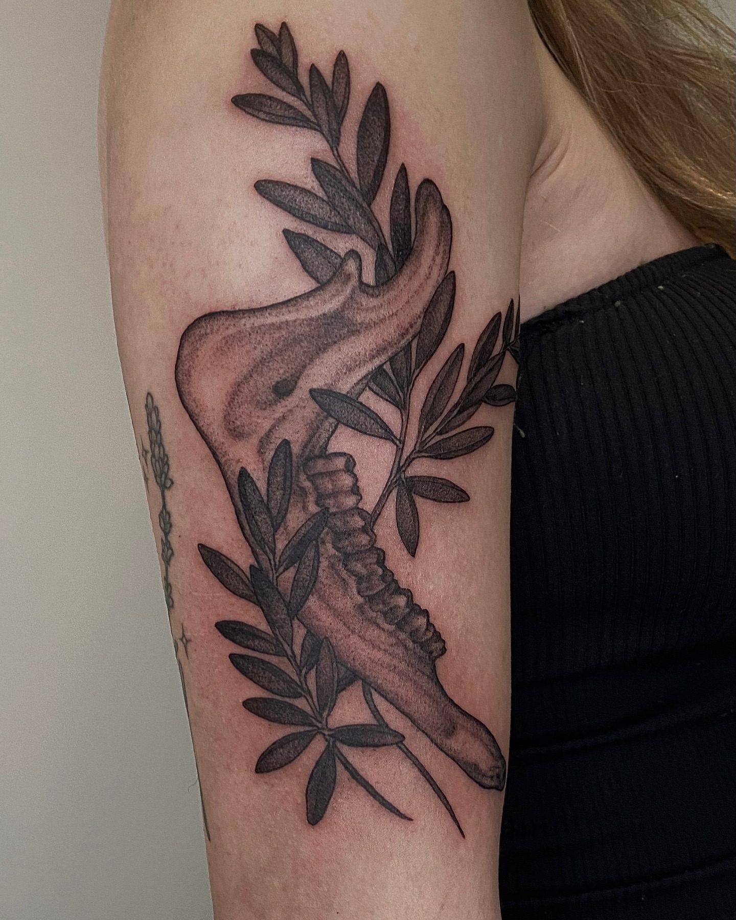 Tattoo by @meluusiine — black_and_grey, realism