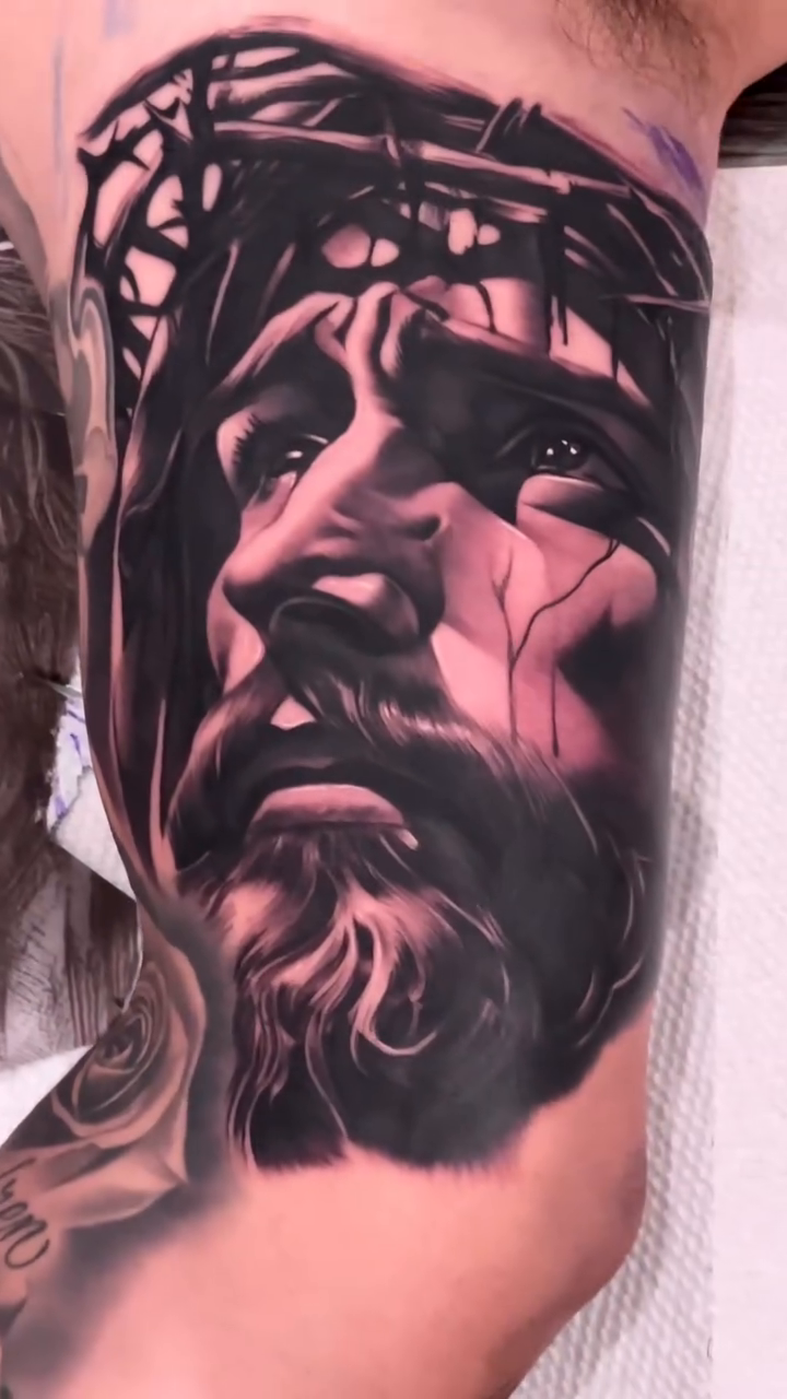 Jesus Christ realism tattoo by Erick Gutierrez, Las Vegas, Nevada