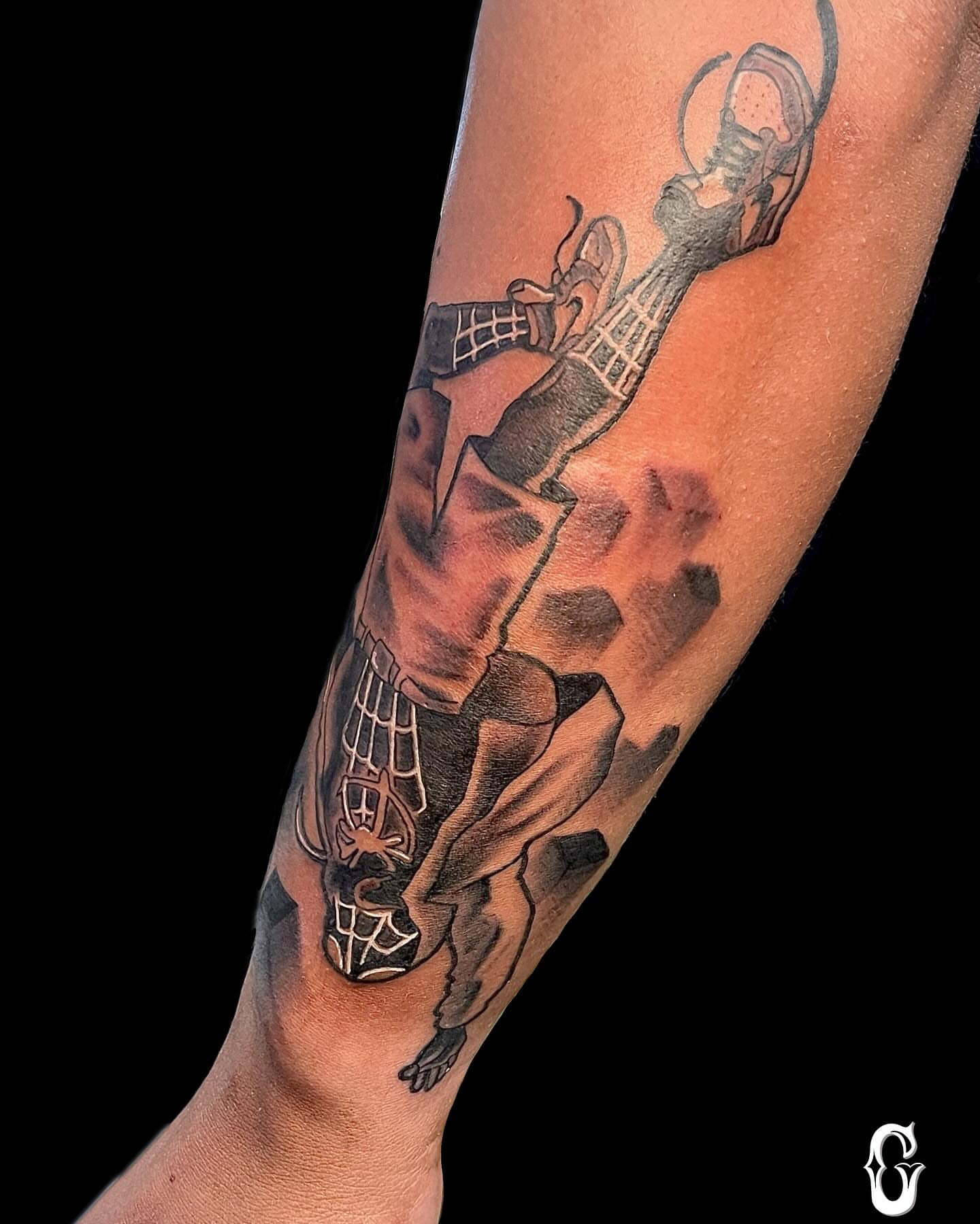 Soccer player realism tattoo on the forearm by 757 tattooer