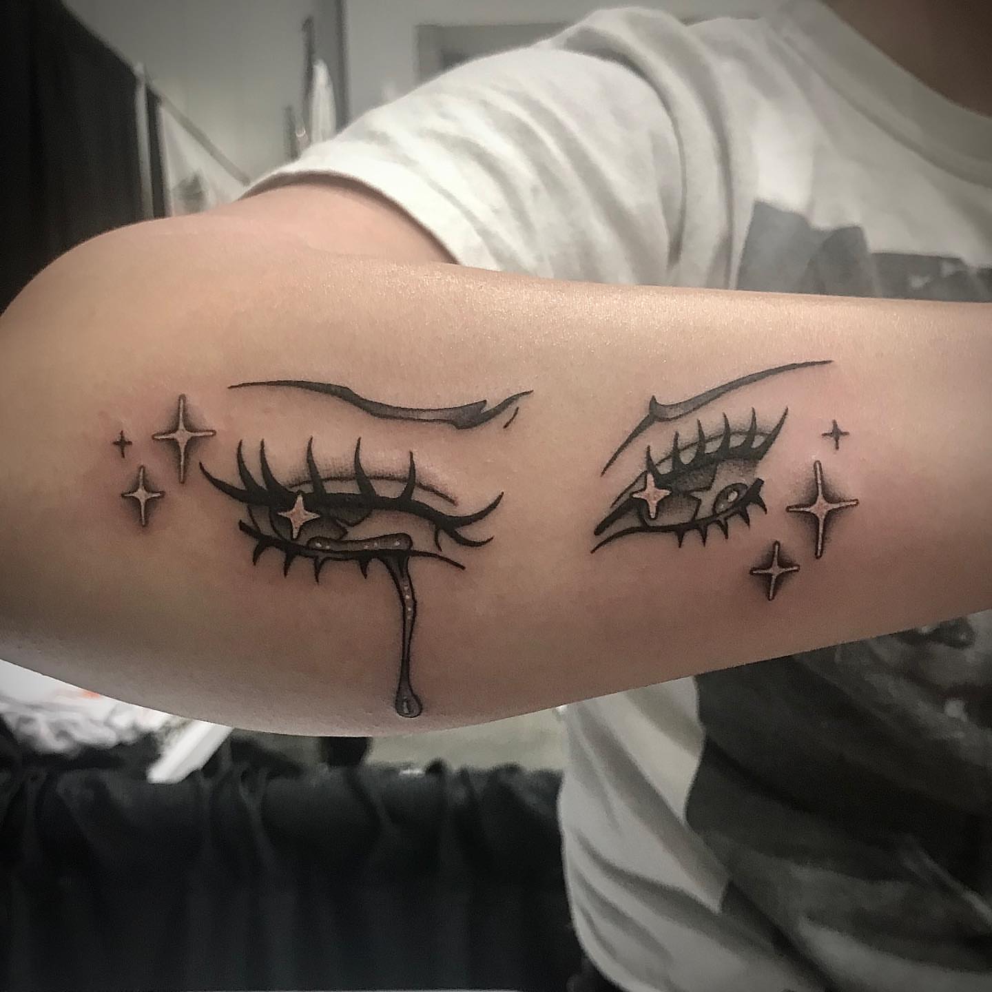 Tattoo by @raineydaytattoos — black_and_grey