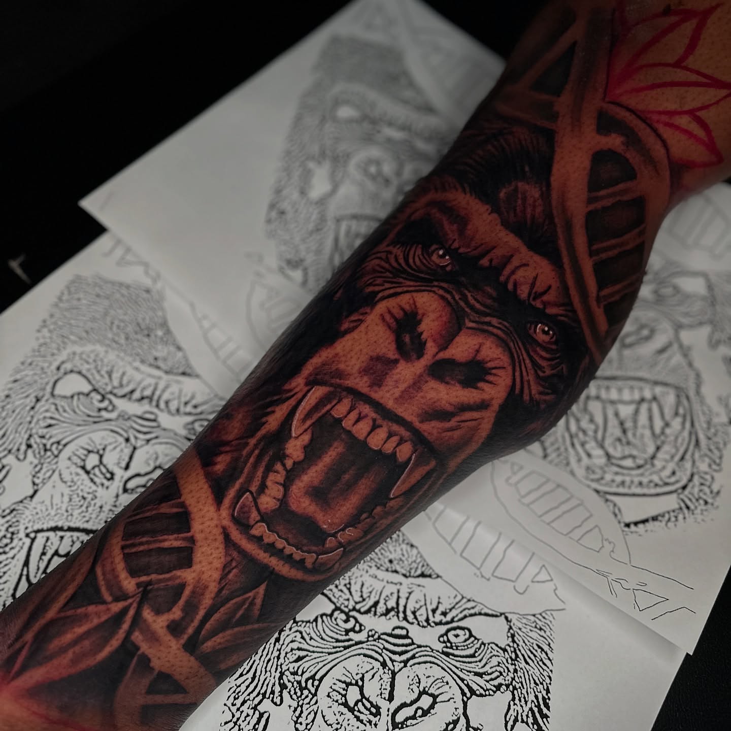 Gorilla realism tattoo on the forearm by Drink Ink Tattoos™ 👽