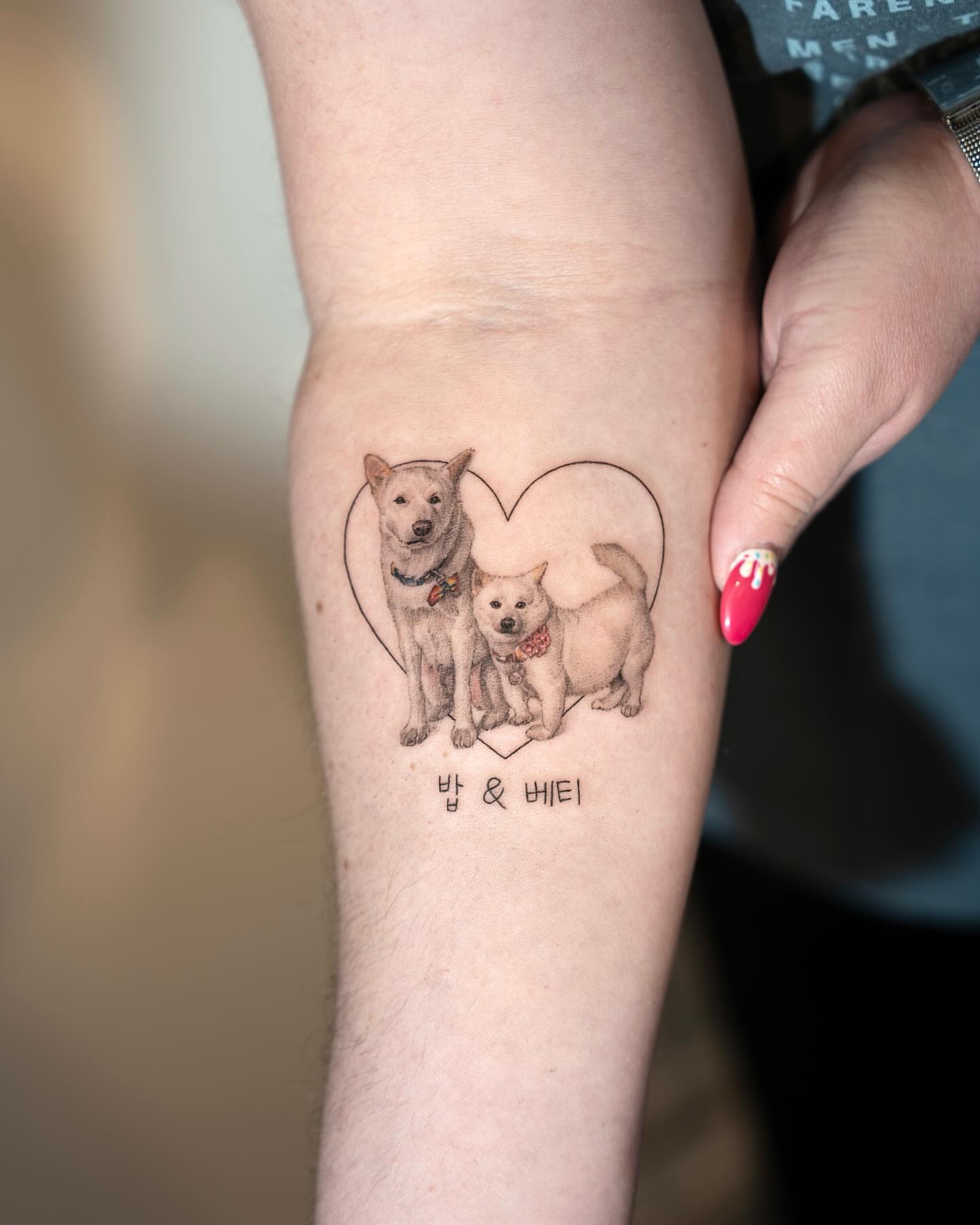 Dogs realism tattoo on the forearm by Zeeyo 지요