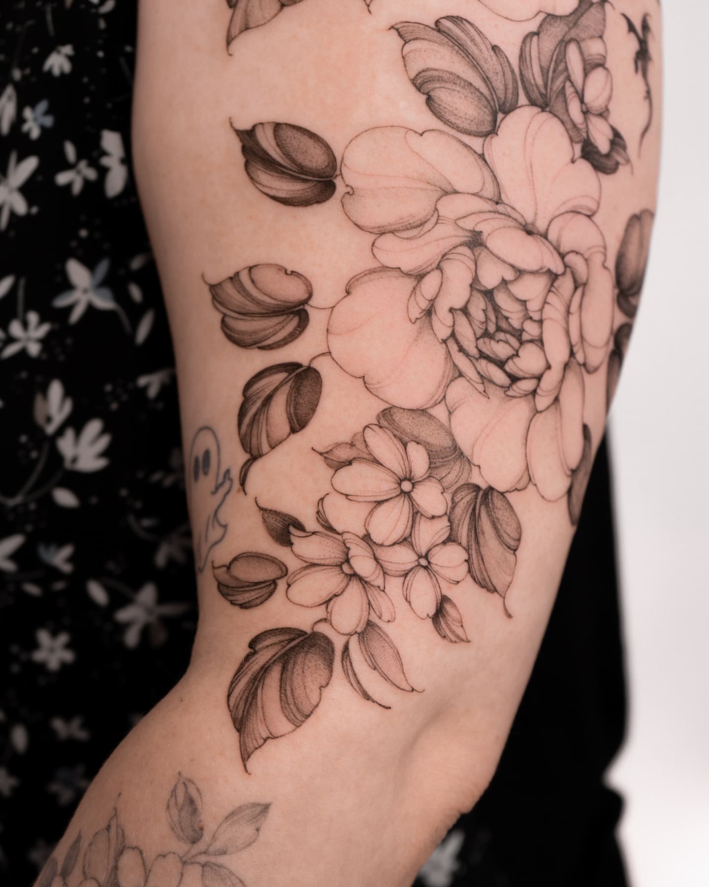 Tattoo by @aldoshyna_t — black_and_grey