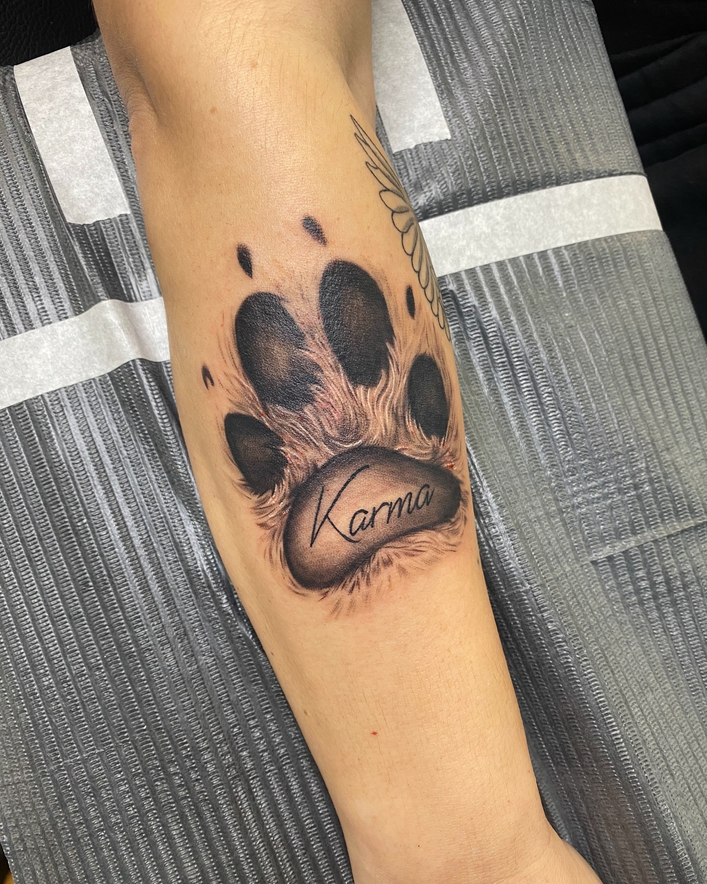 Tattoo by @tattoosbyfe — realism