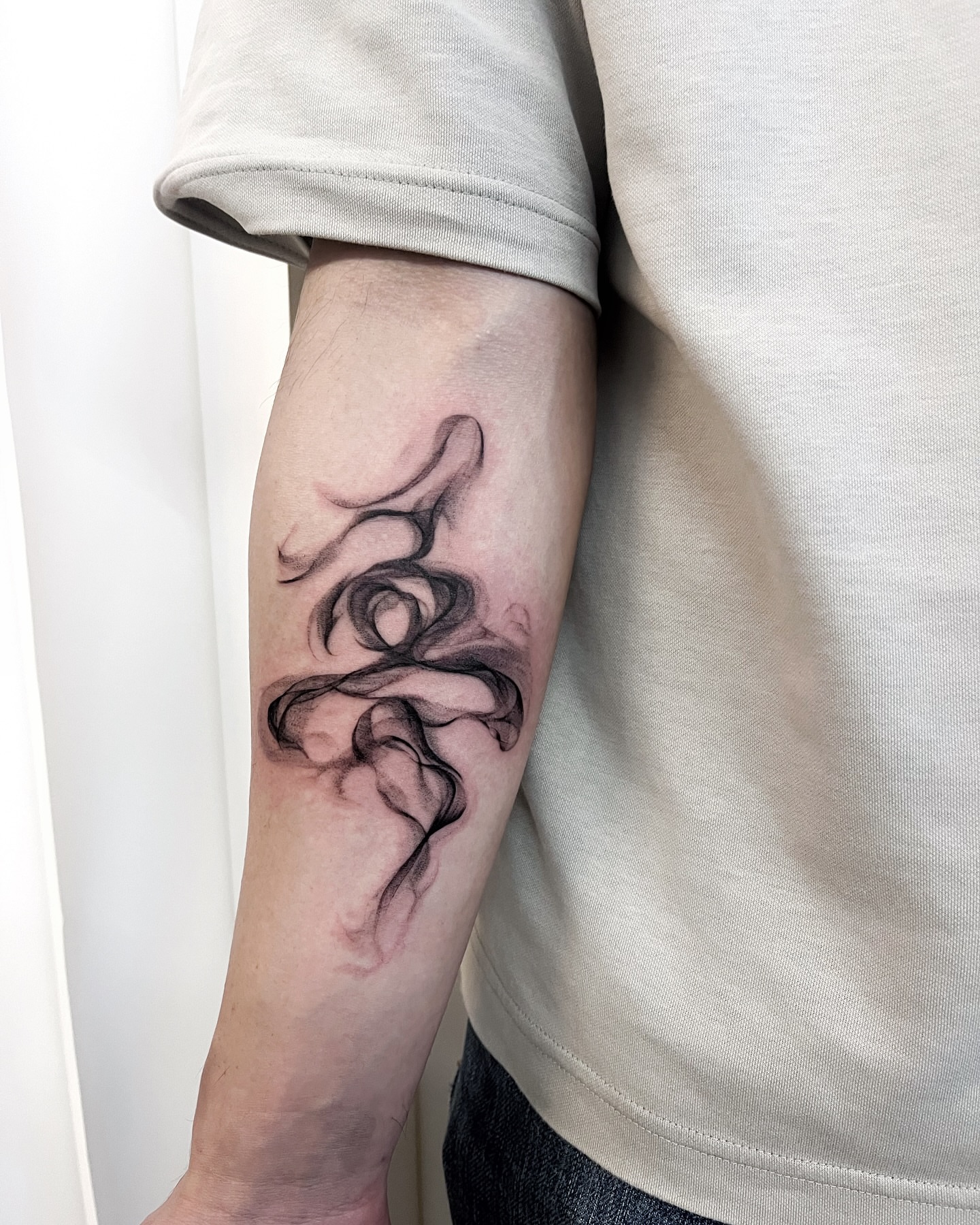 Tattoo by @laukayan_ — black_and_grey