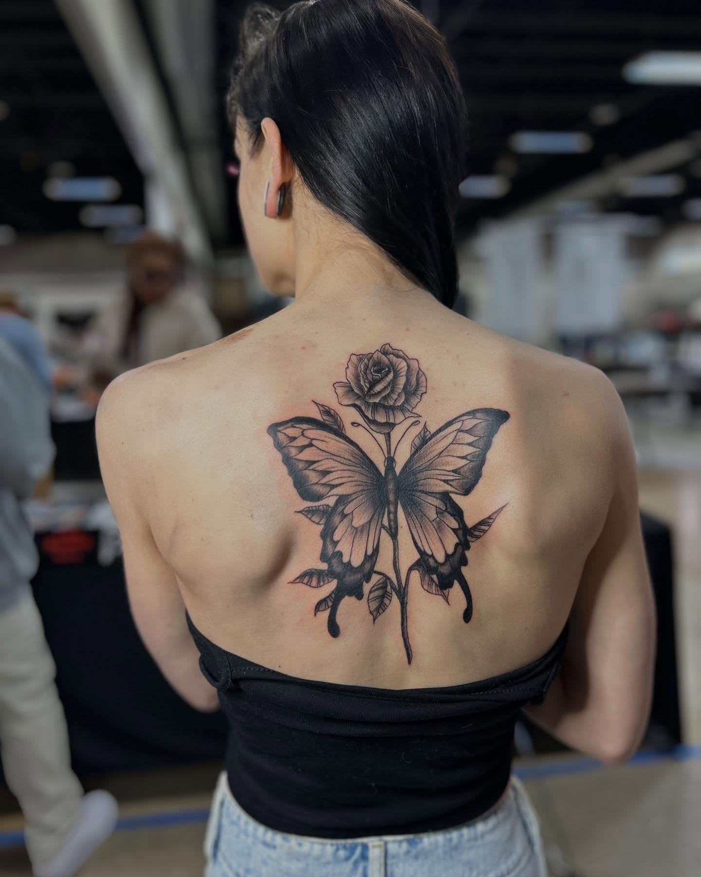 Tattoo by @hawkins.mirrandaa — black_and_grey