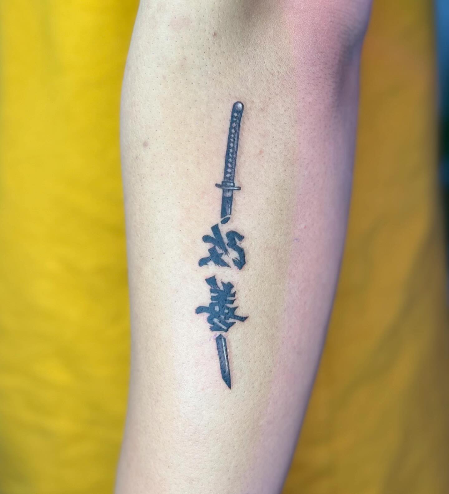 Tattoo by @sautattooo — dotwork