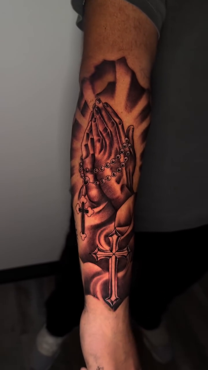Tattoo by @aaron.tattoos — black_and_grey, realism