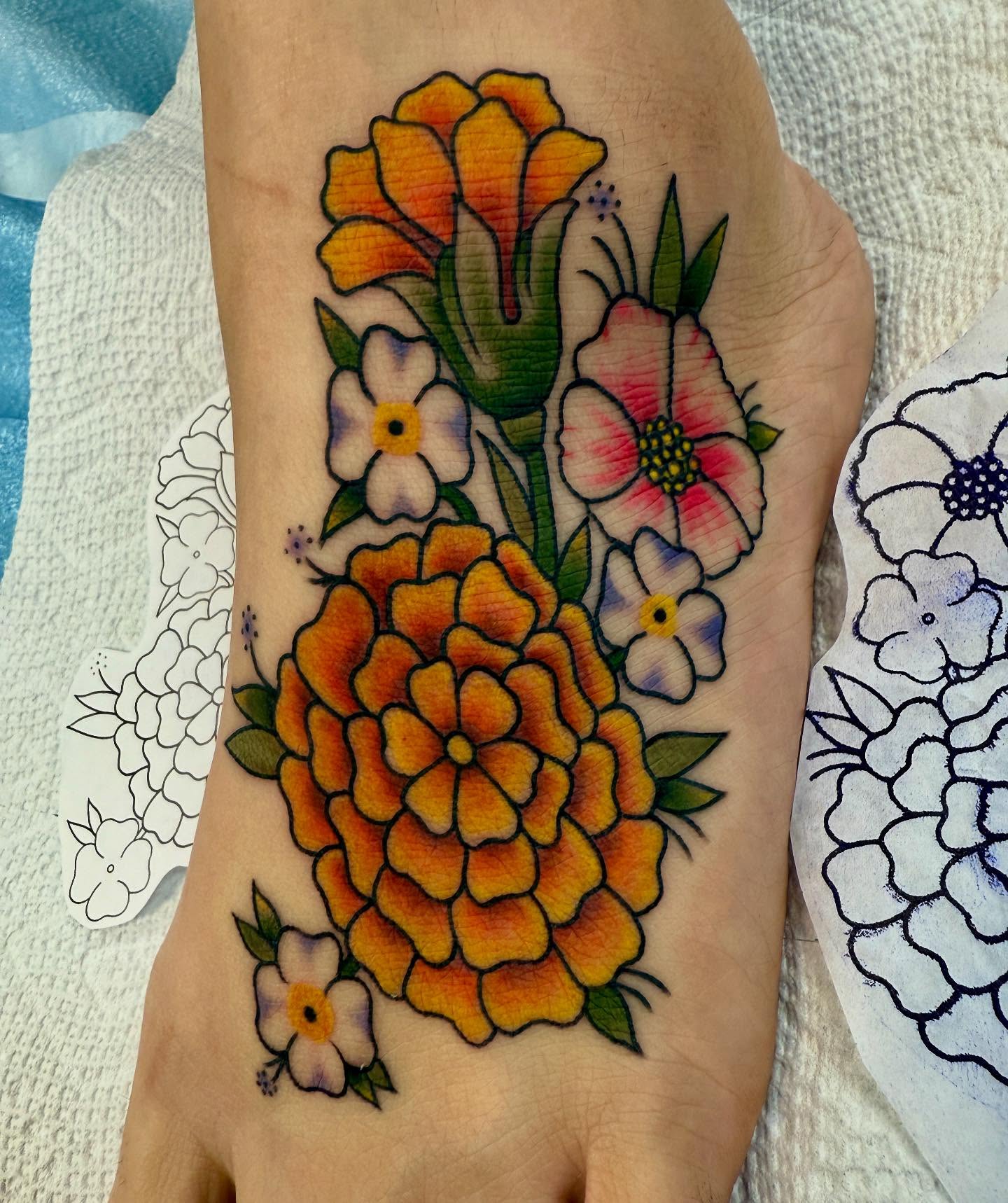 Tattoo by @howler.tattoos โ american_traditional