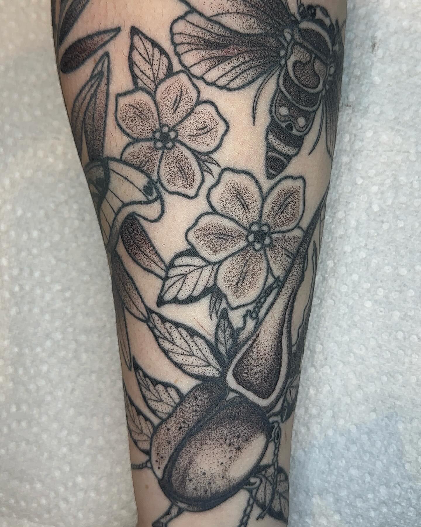 Tattoo by @savannahleetattoos — dotwork