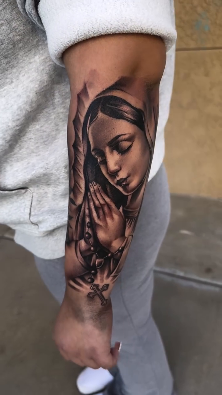 Tattoo by @alinas_tattoos β realism, black_and_grey
