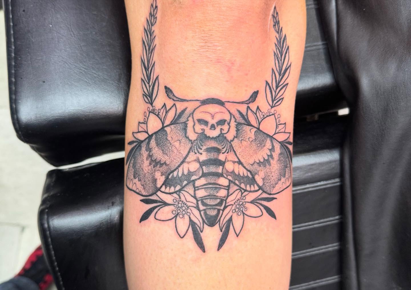 Tattoo by @tattoosbydizzy — black_and_grey, dotwork
