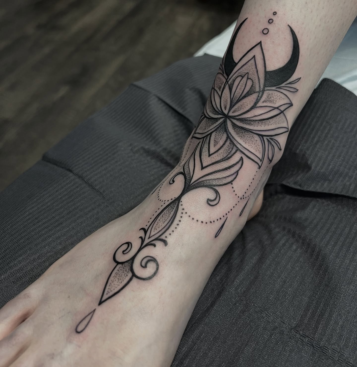 Tattoo by @finelineperception — dotwork, black_and_grey