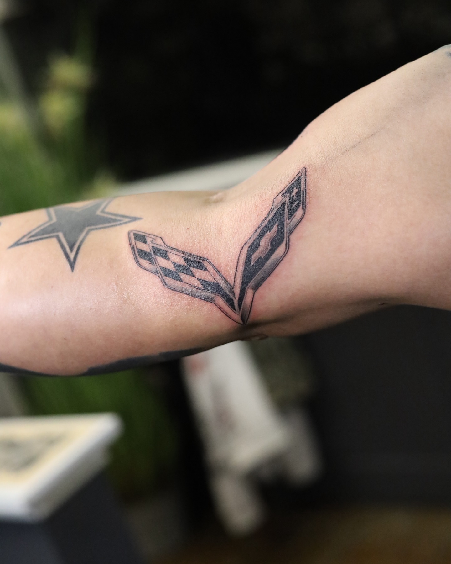 Tattoo by @villionairetattoos — black_and_grey