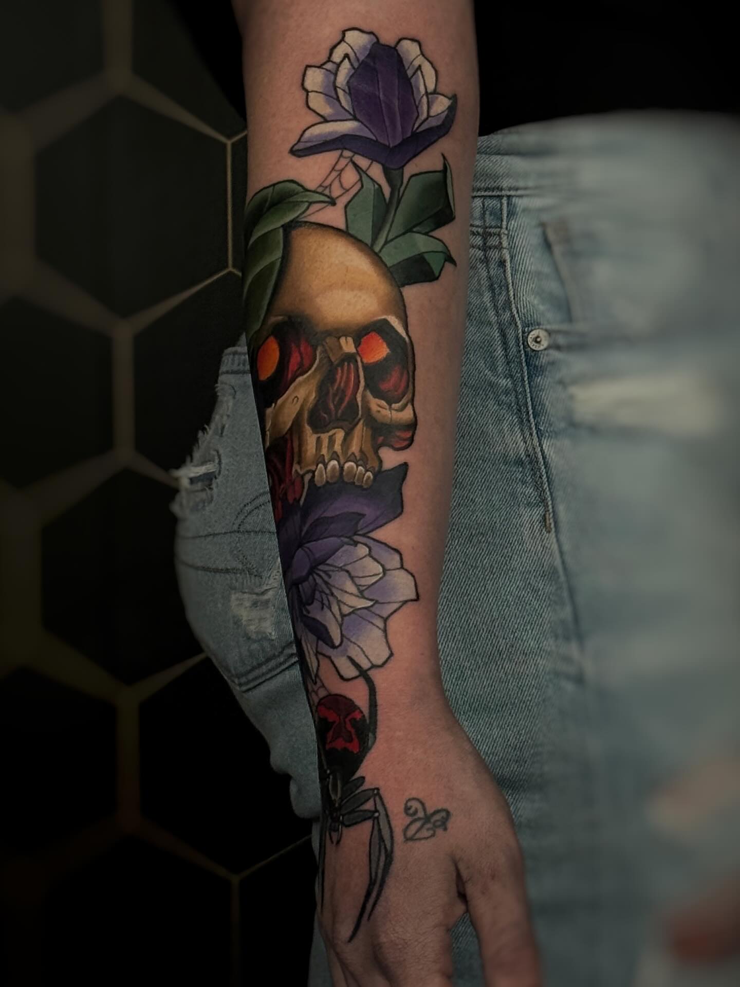 Tattoo by @jayhernandeztattoos — realism, dotwork