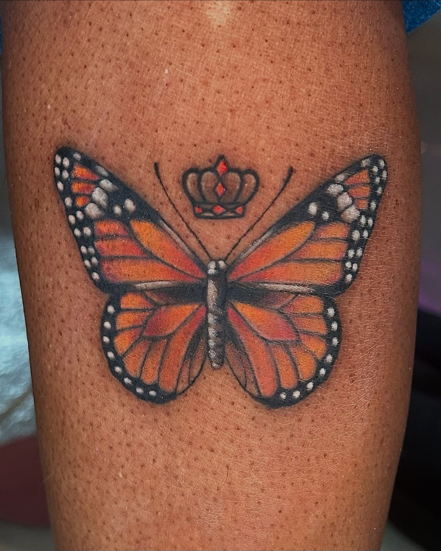 Tattoo by @tattoosbymallory β dotwork