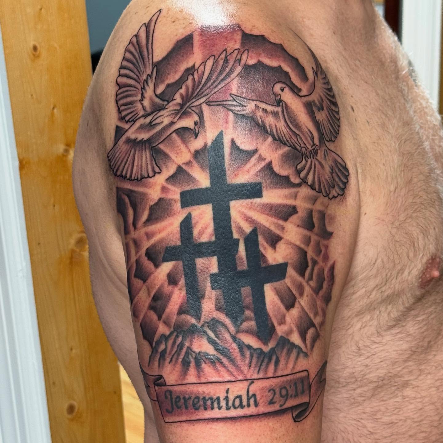 Tattoo by @gottstatts — black_and_grey