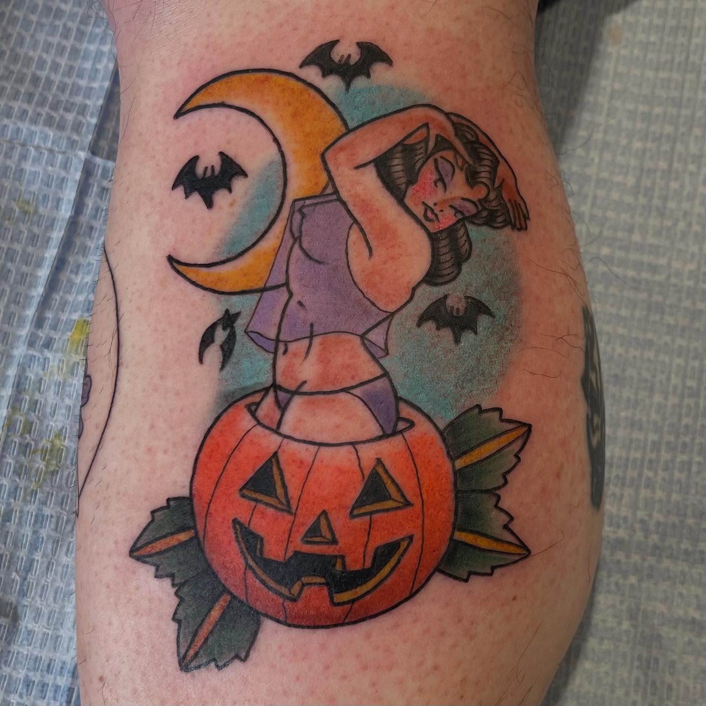 Tattoo by @agirlnamed_sue — american_traditional