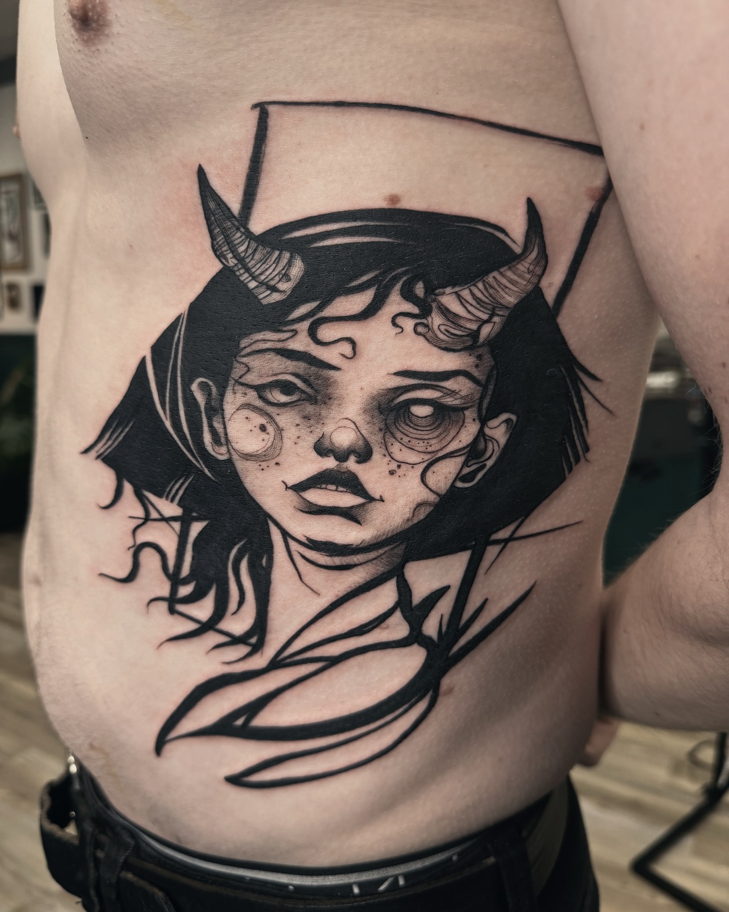 Demon girl realism tattoo on the ribs by 🌙Jose Maldonado🌙