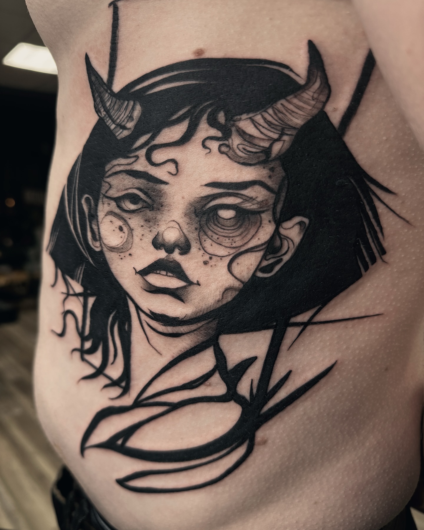 Girl with horns realism tattoo on the ribs by 🌙Jose Maldonado🌙