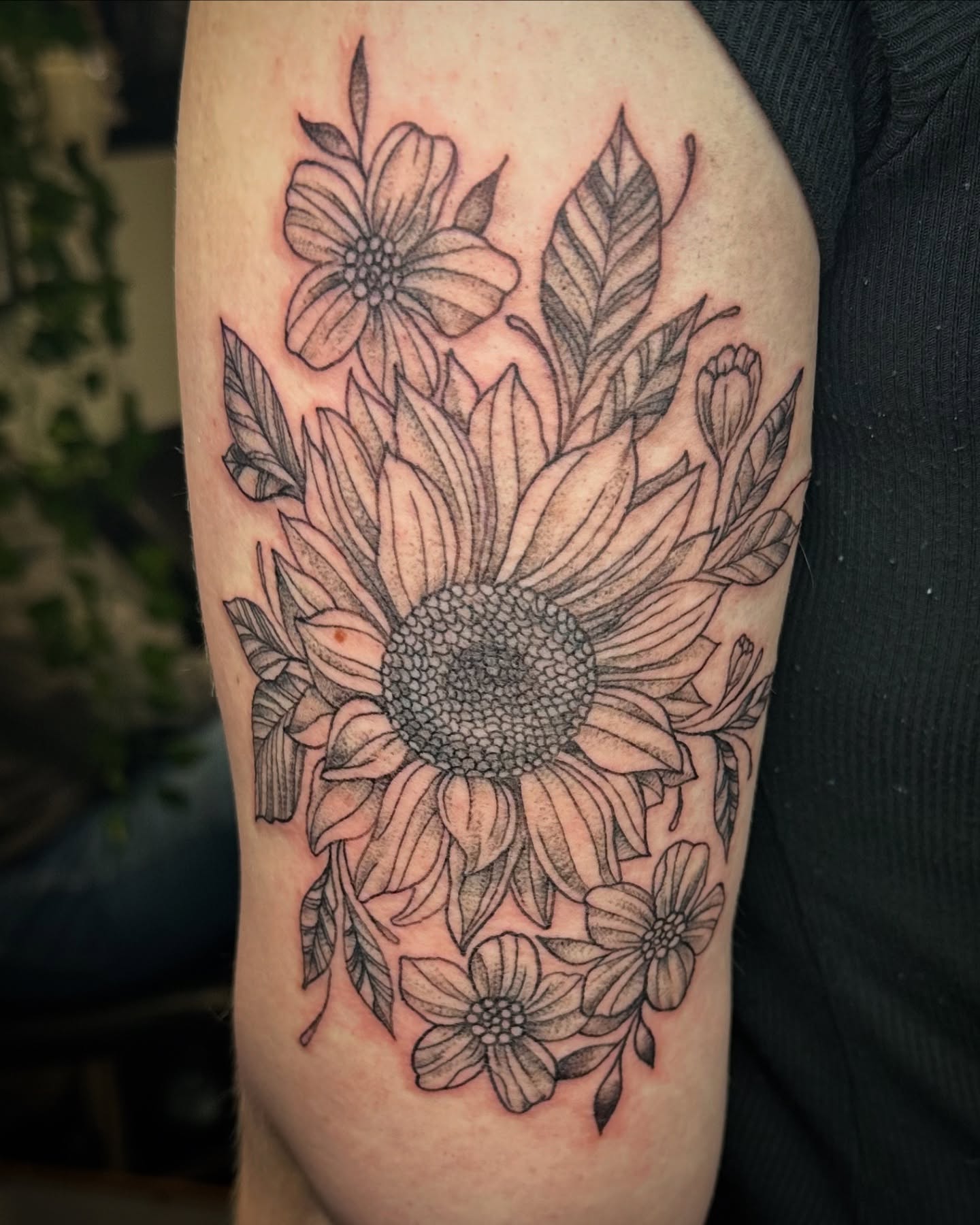 Tattoo by @zac_tattz — black_and_grey