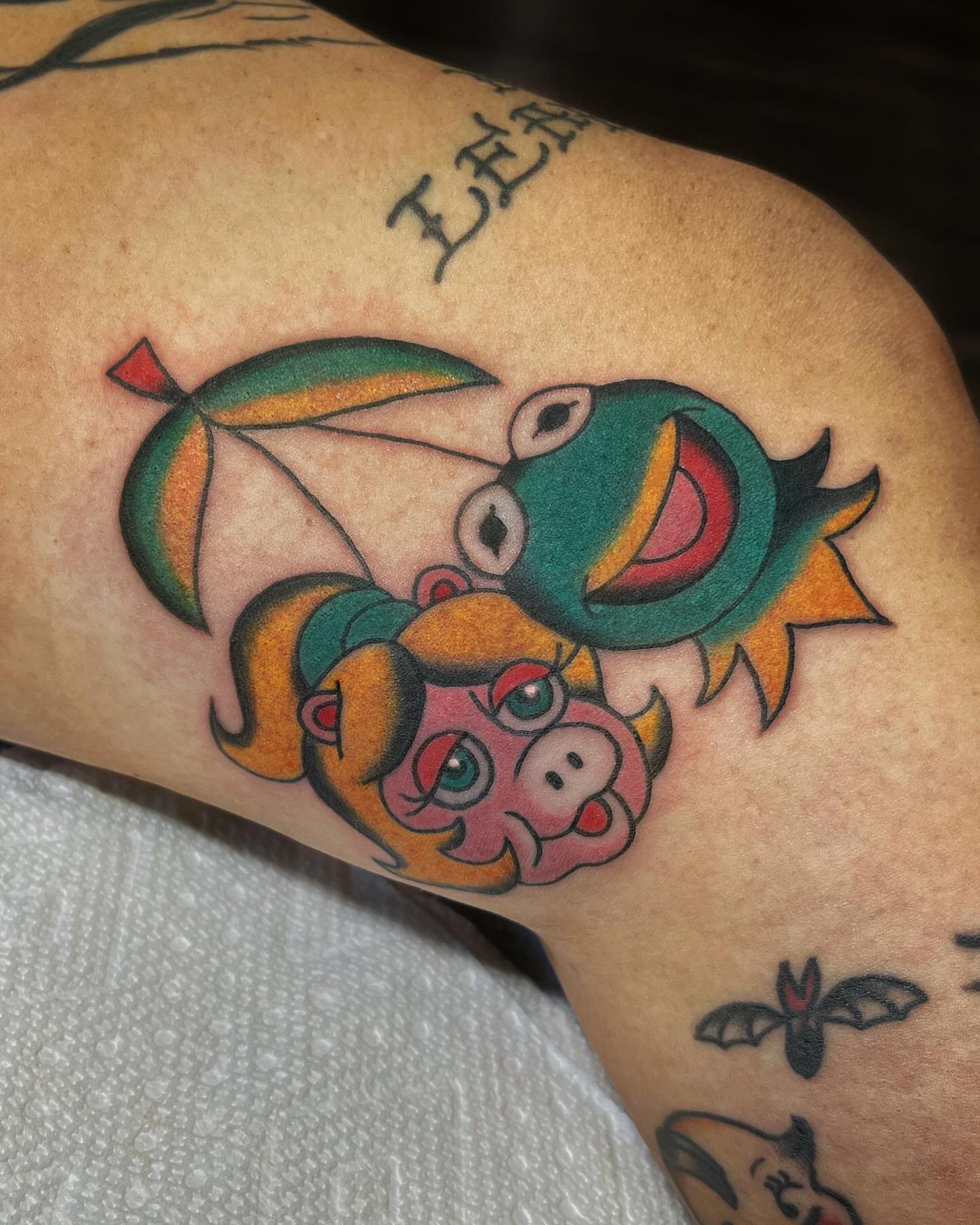 Pig and dragon American traditional tattoo on the thigh by Elizabeth Summers ❨・¨⬮ Traditional Tattoo