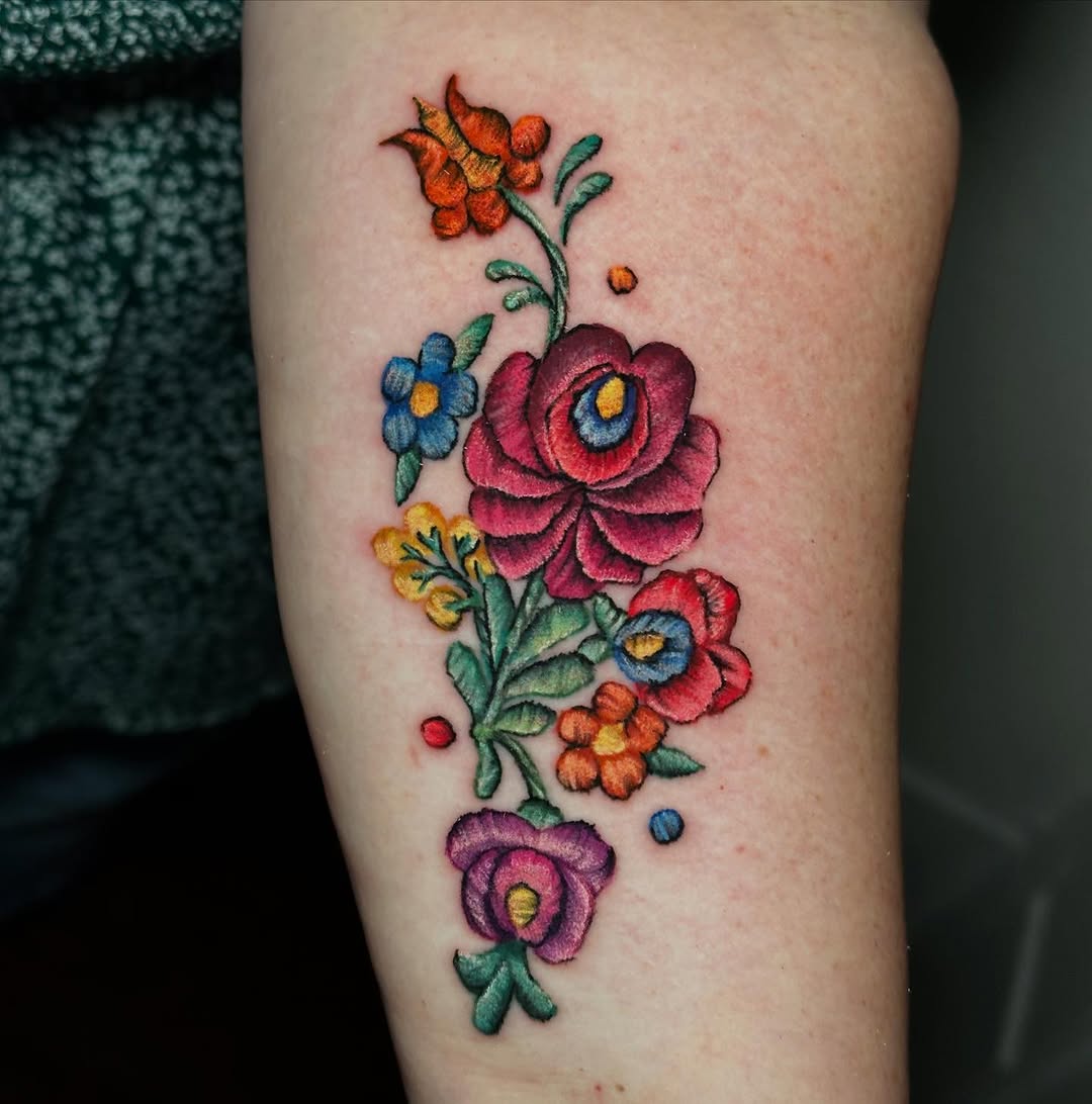 Tattoo by @missliz_art — ornamental, watercolor