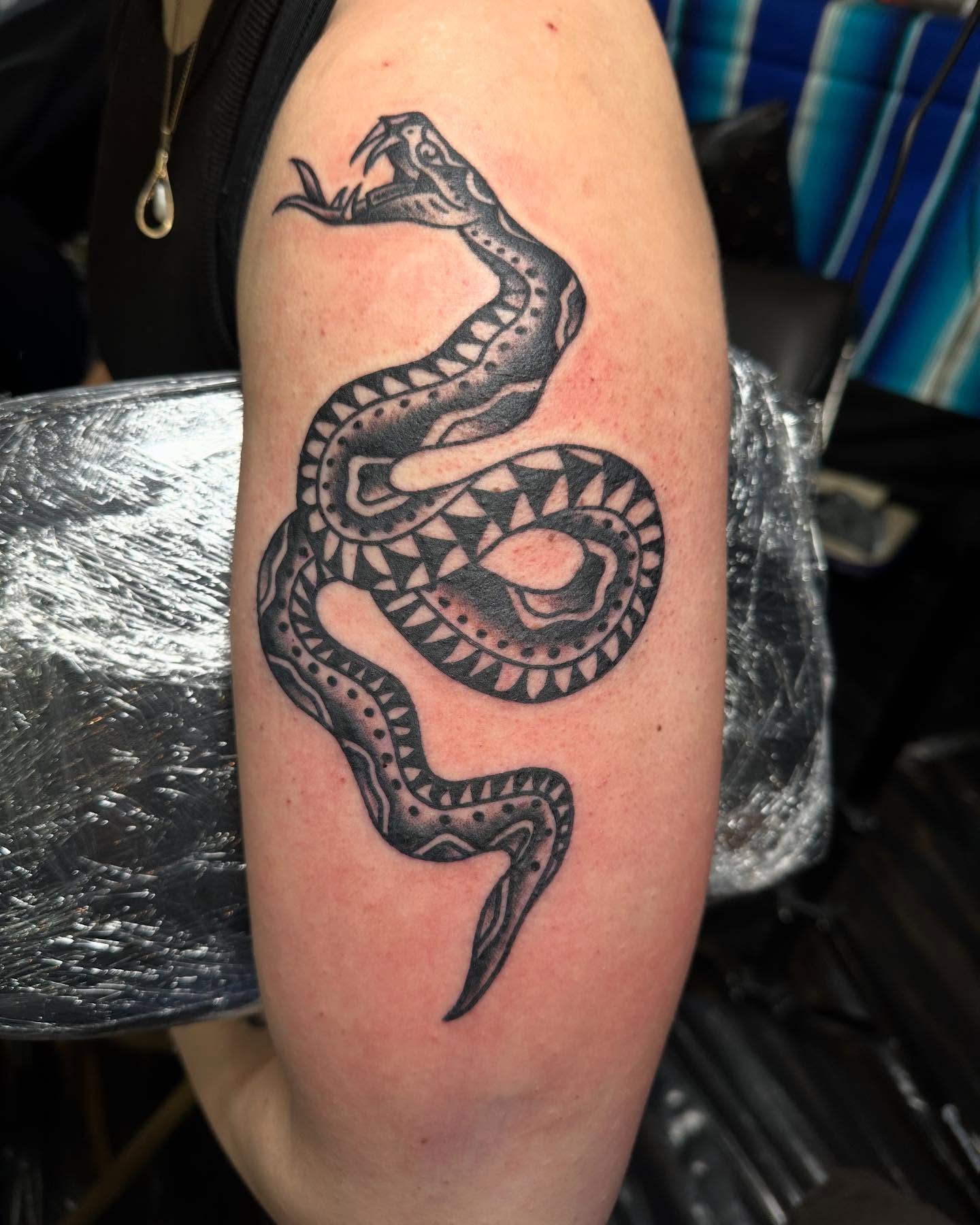 Tattoo by @hellboundhawktattoos — black_and_grey, geometric