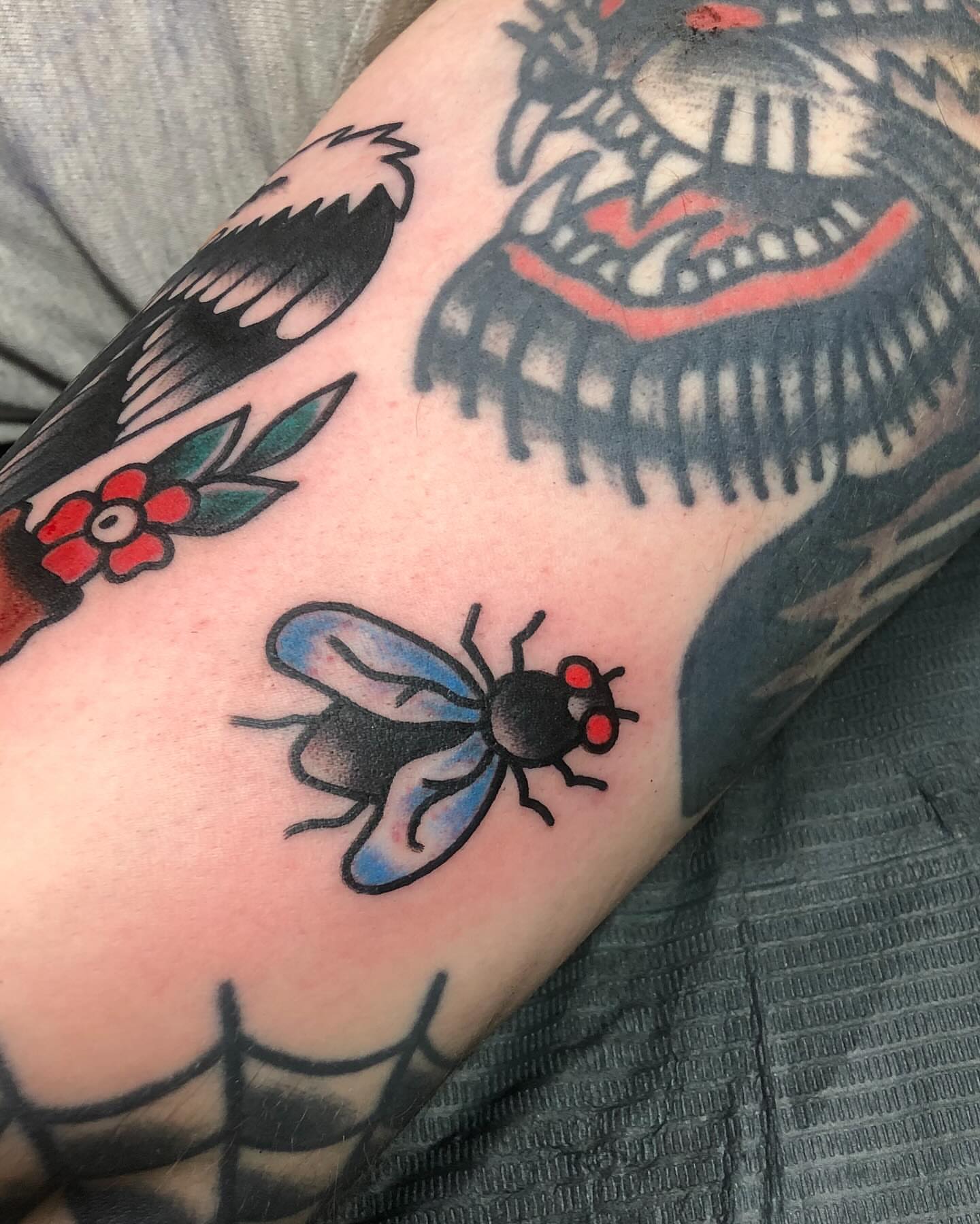 Tattoo by @iamthatgoddamnsonofabitch — american_traditional