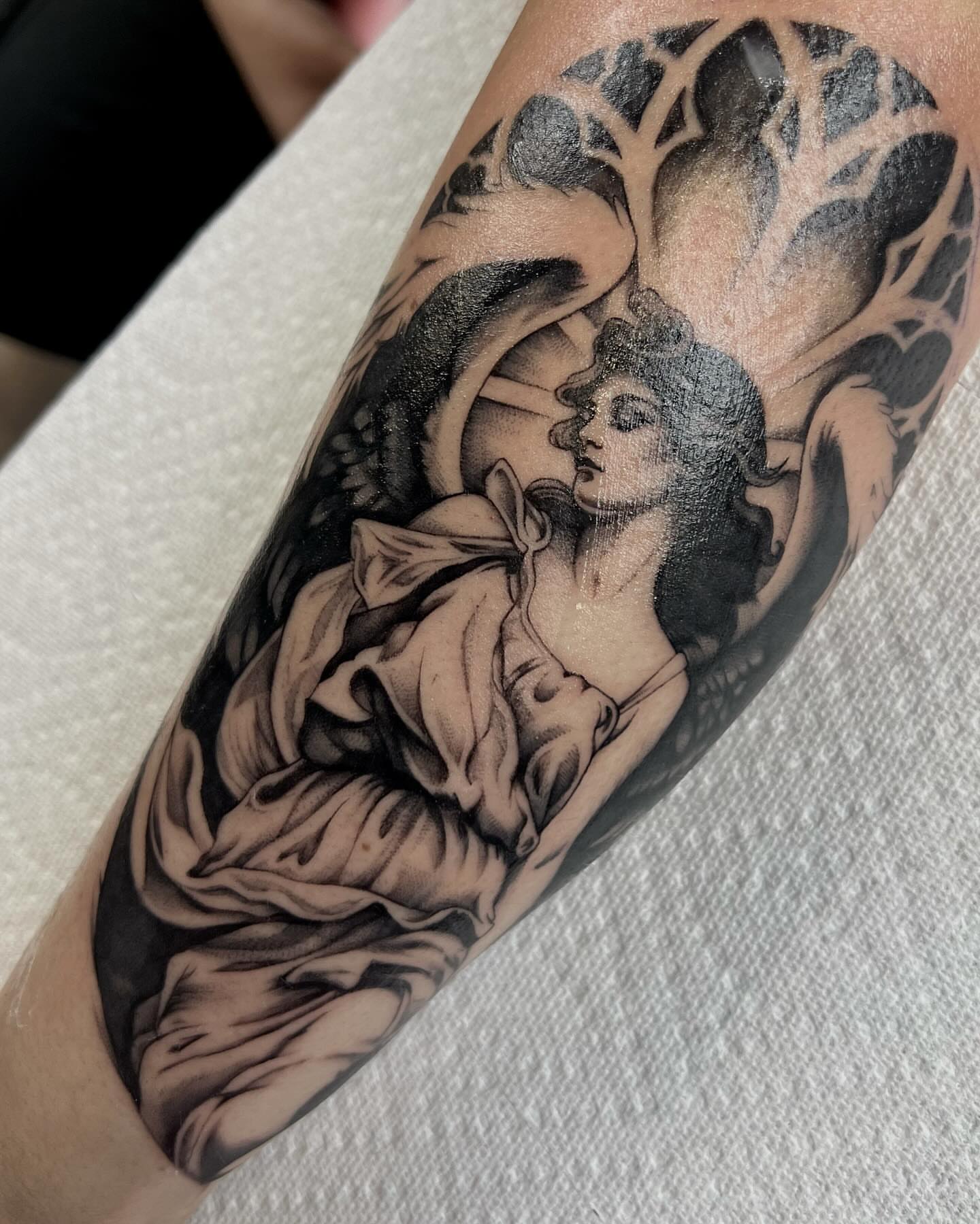 Woman in flowing dress realism tattoo on the forearm by ๐ฏ๐๐๐๐๐๐๐๐ ๐ฒ๐๐๐๐๐๐๐ โ โ๐พ๐๐ฎ๐ด๐ฌโ โ