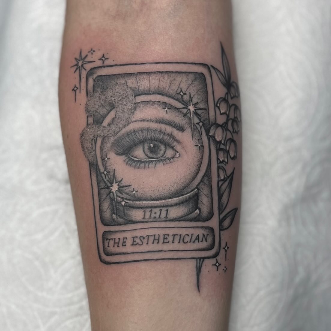 Tattoo by @jesscorinnetattoo — black_and_grey, realism