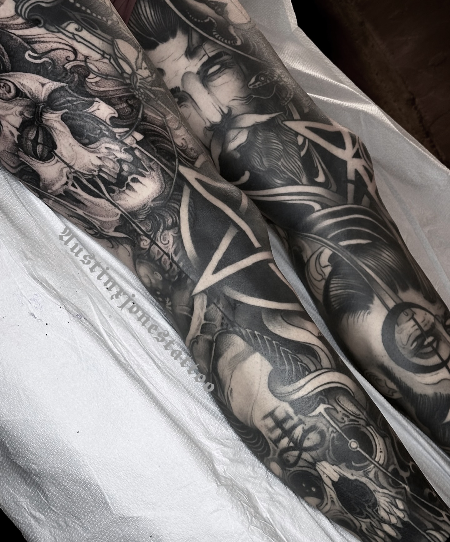 Mythical warrior realism tattoo on the forearm by 👻✦ 🅐🅤🅢🅣🅘🅝🅧🅙🅞🅝🅔🅢 ✦👻