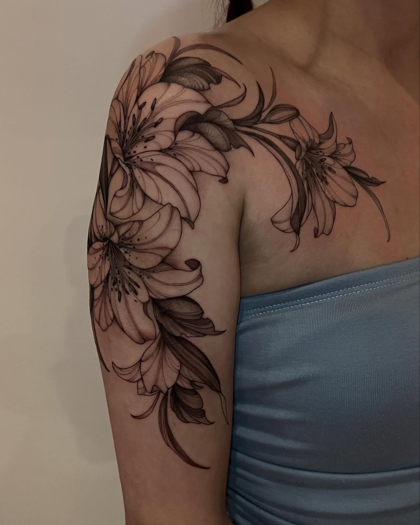 Tattoo by @ohmydarlingtattoos — black_and_grey