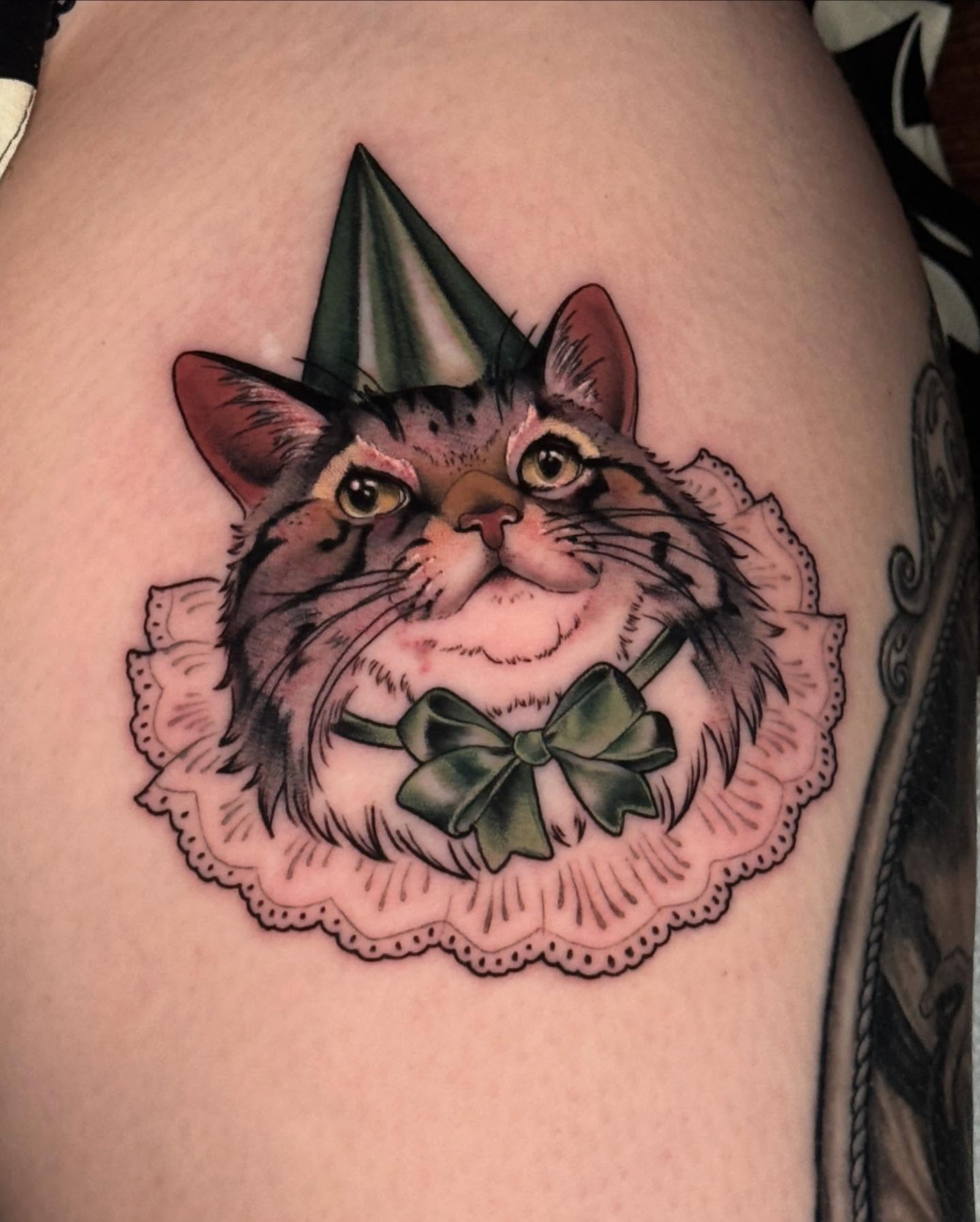 Tattoo by @catherineterlop โ realism