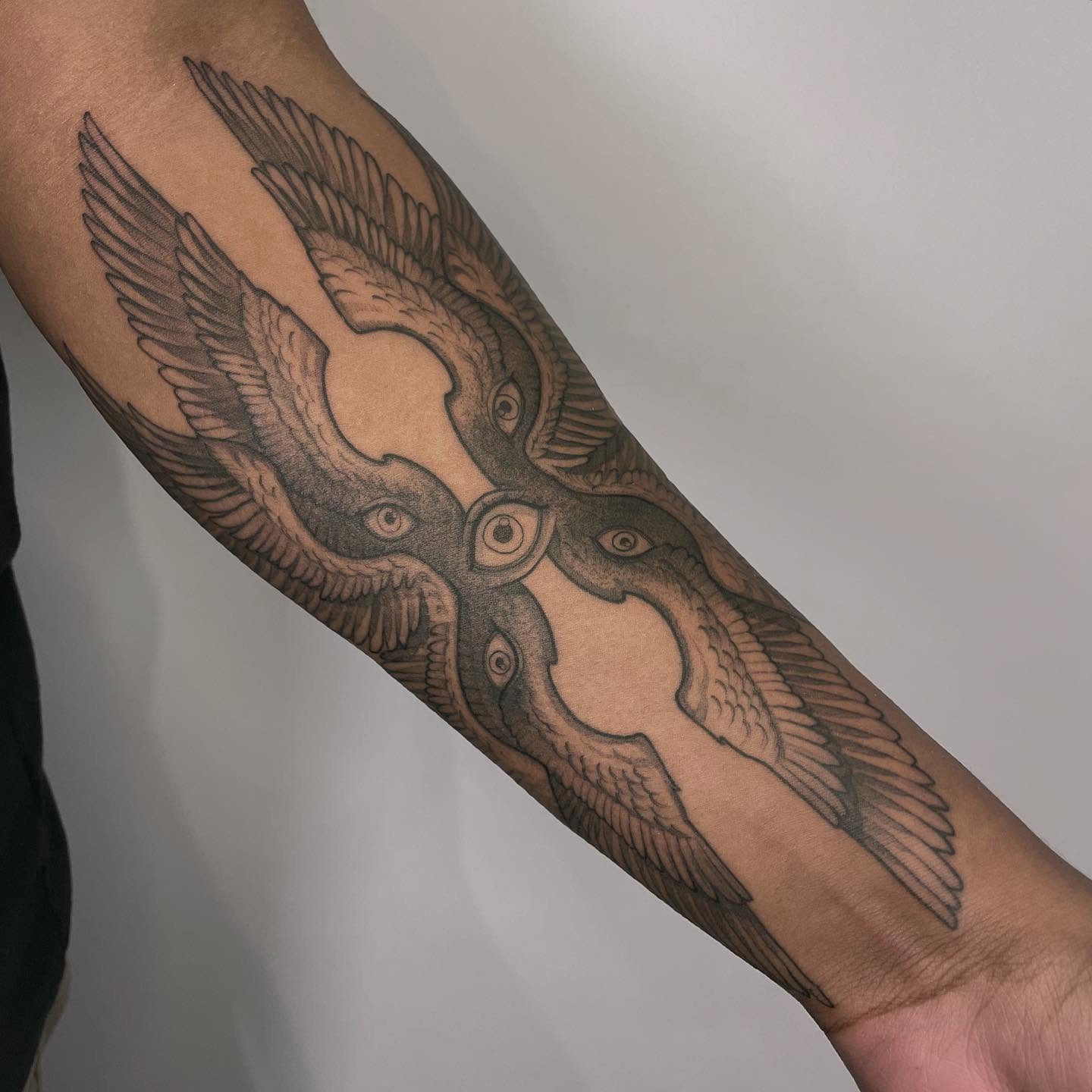 Tattoo by @caroljackytattoos — black_and_grey