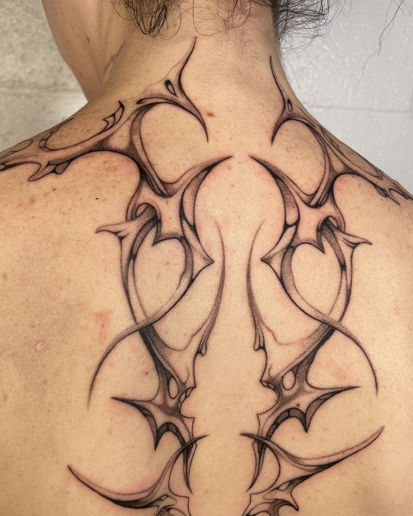 Tattoo by @carolineraer โ tribal