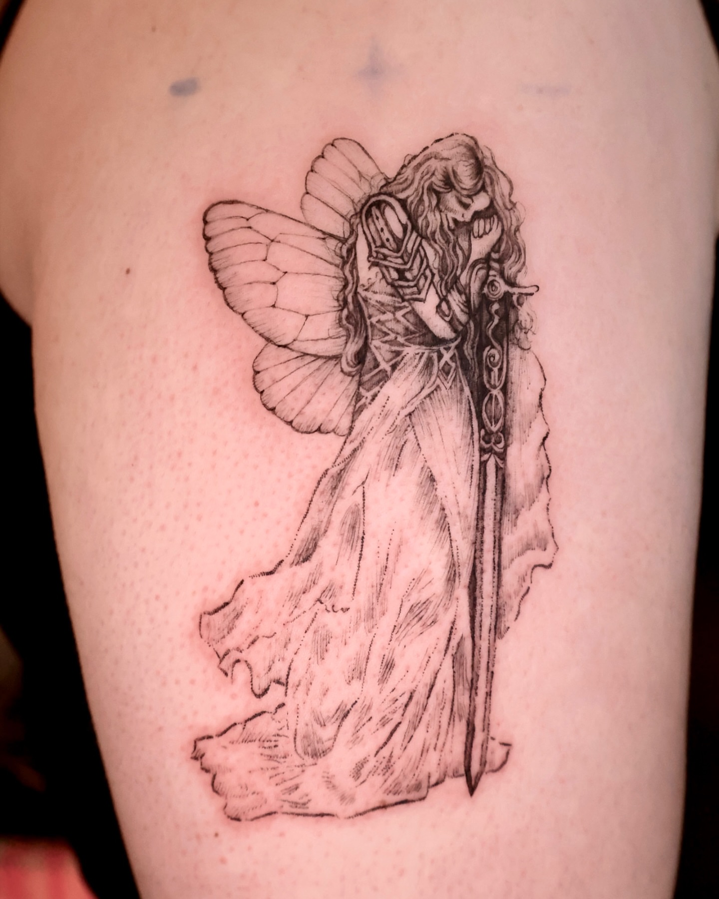 Tattoo by @qsltattoo — black_and_grey