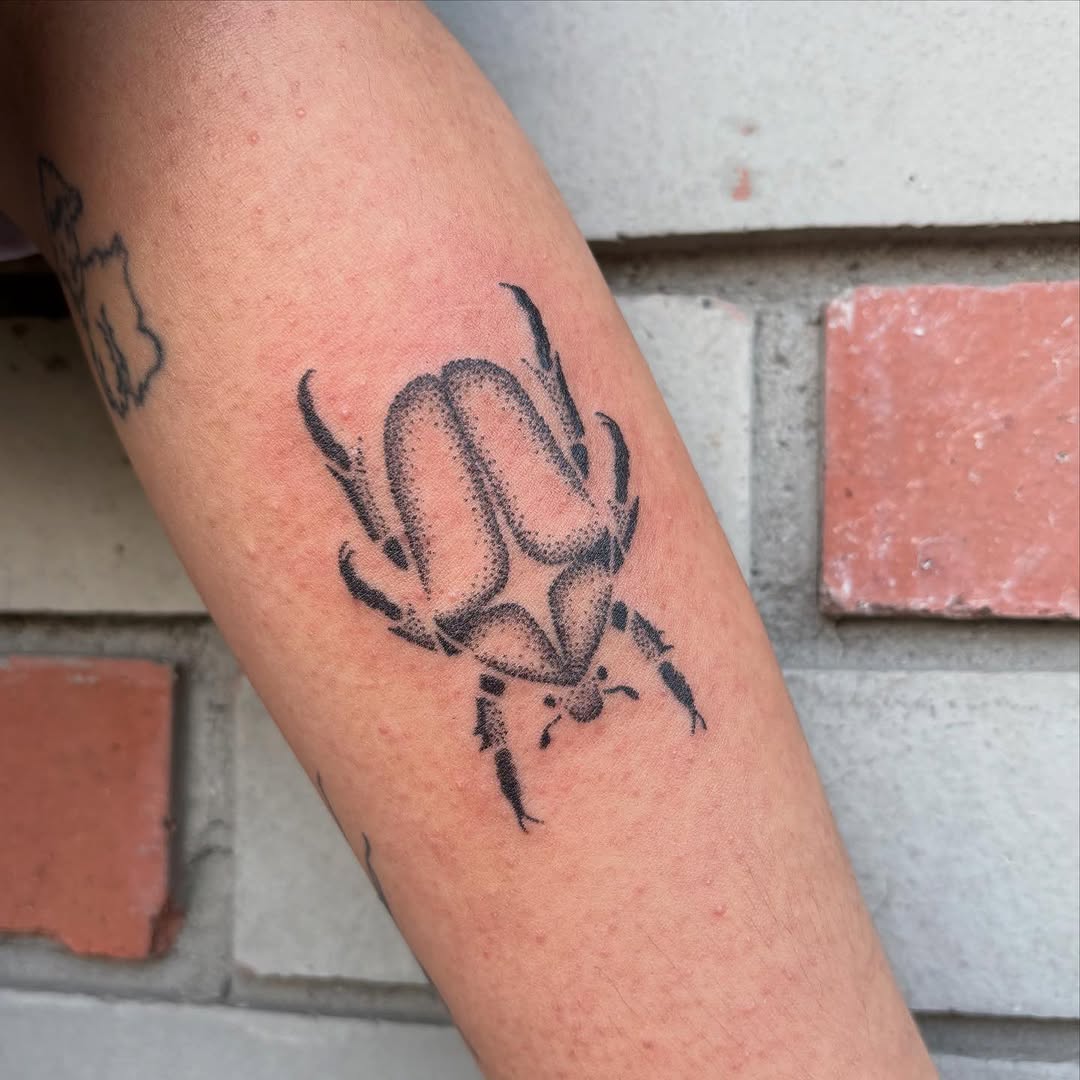 Tattoo by @sawnja.do.tattoos — dotwork, black_and_grey