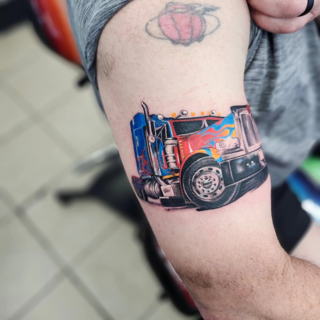 Tattoo by @tattootheblvd — realism, new_school