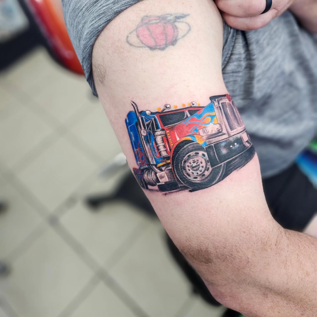 Tattoo by @tattootheblvd — new_school, realism