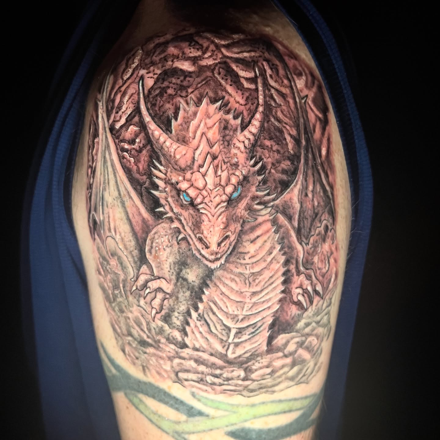 Tattoo by @blackdragon_tat2 — realism, dotwork