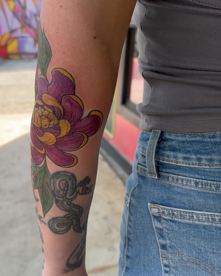 Tattoo by @tattoos_near_me — american_traditional, dotwork