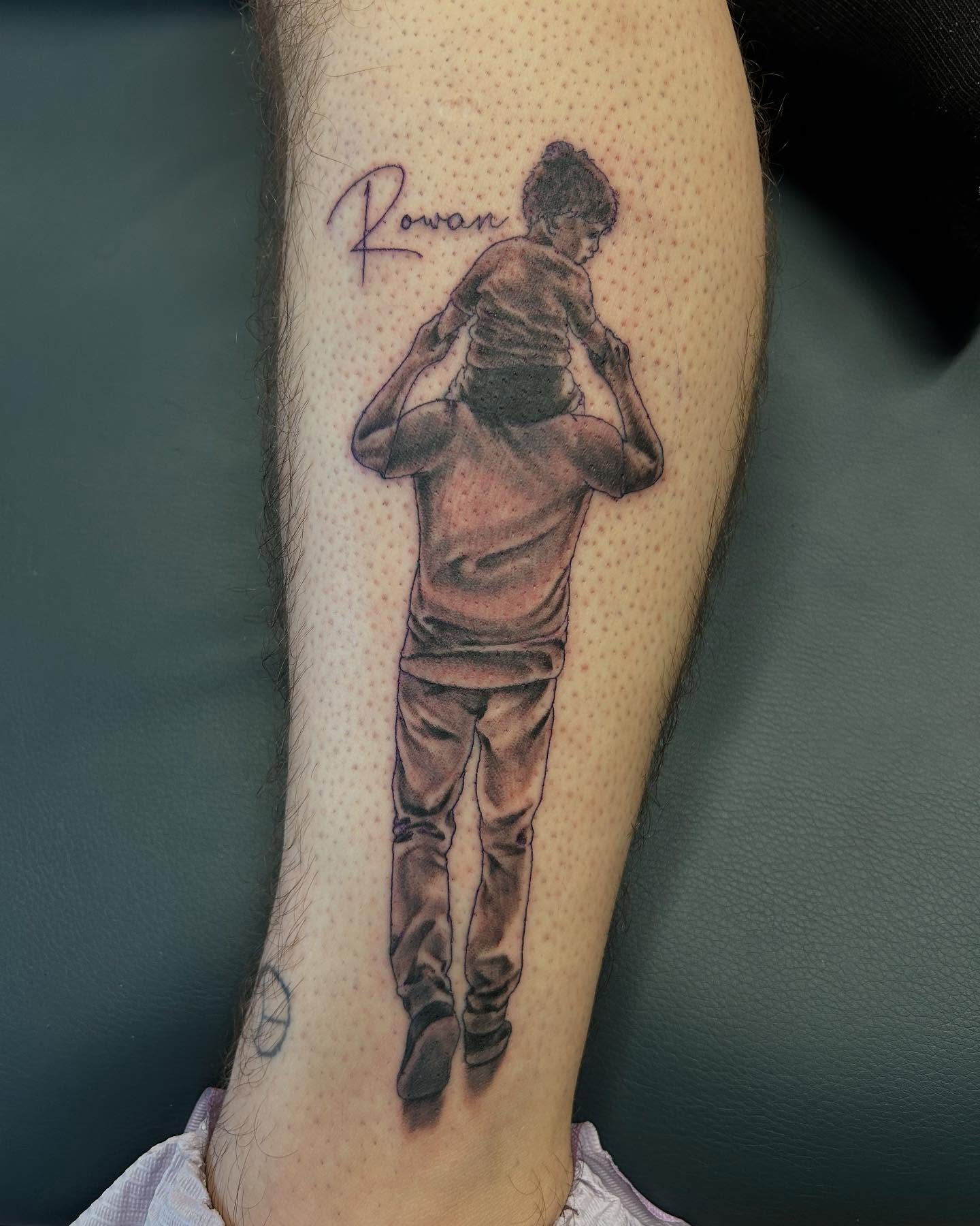 Tattoo by @jrtatt00 — dotwork