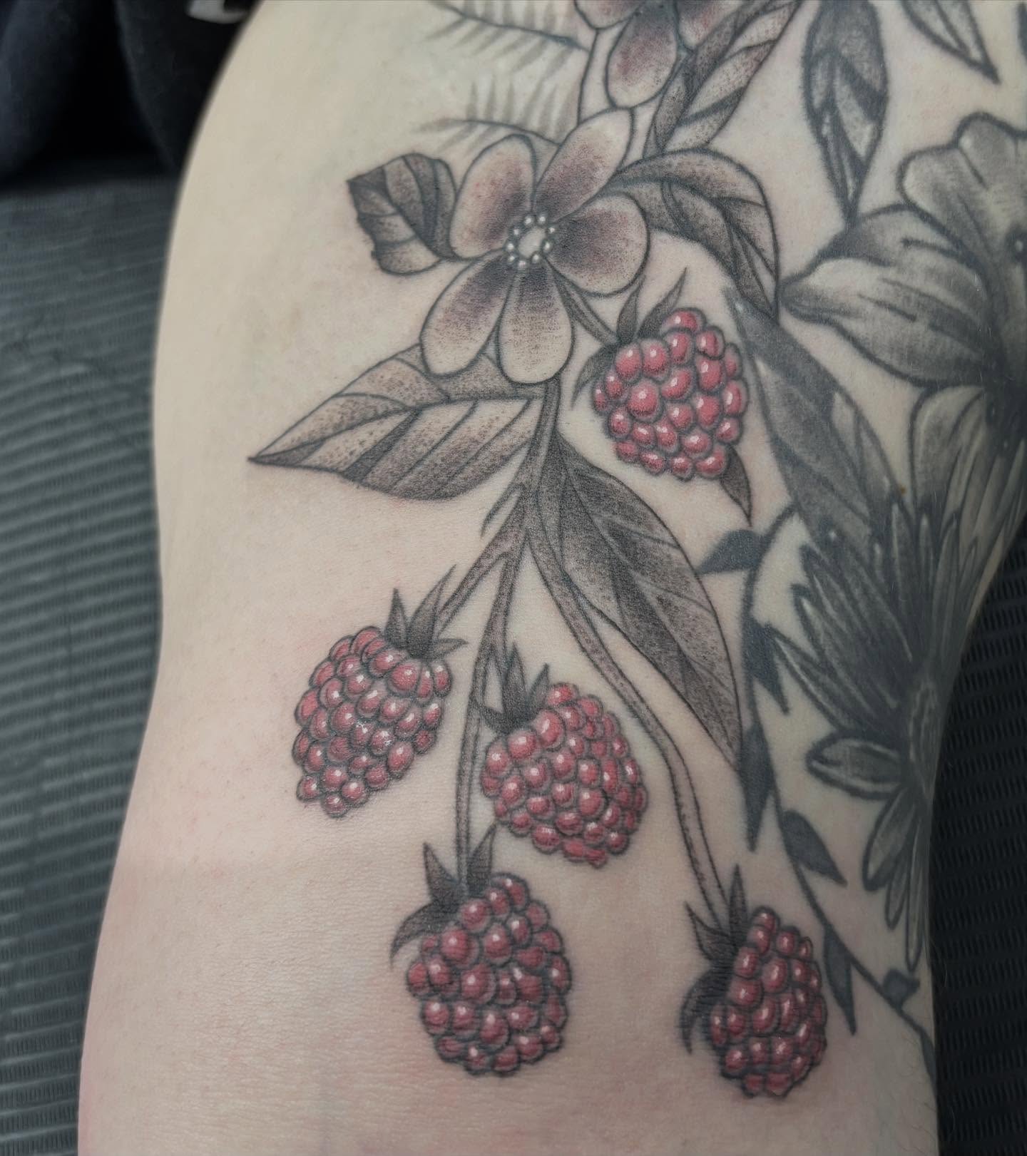 Tattoo by @jayspike_tattoos — dotwork, realism