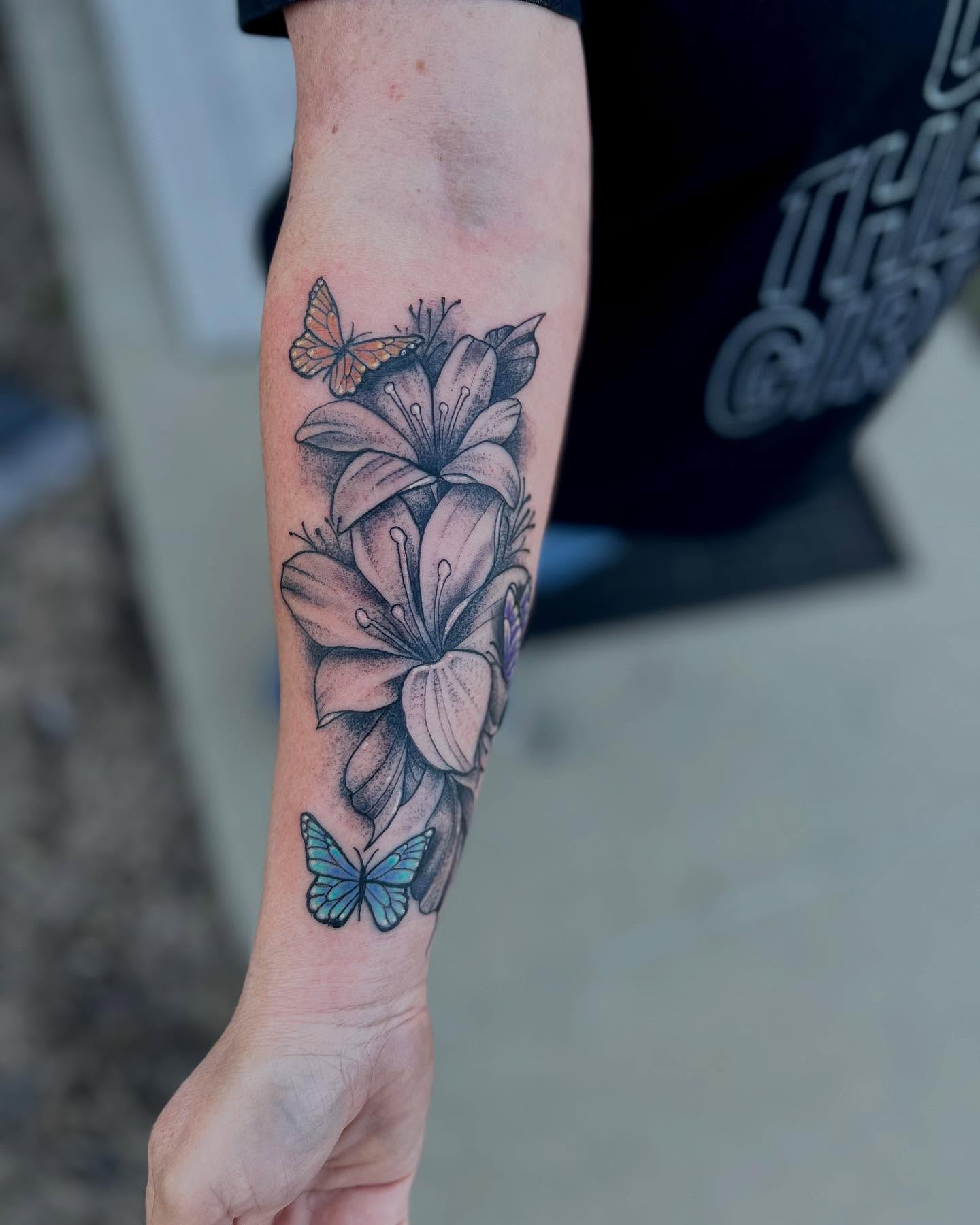 Tattoo by @andrewwatkinstattoos — realism, dotwork