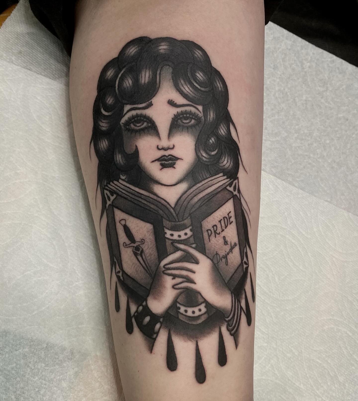 Tattoo by Lindsey Cam Van, Las Vegas, NV