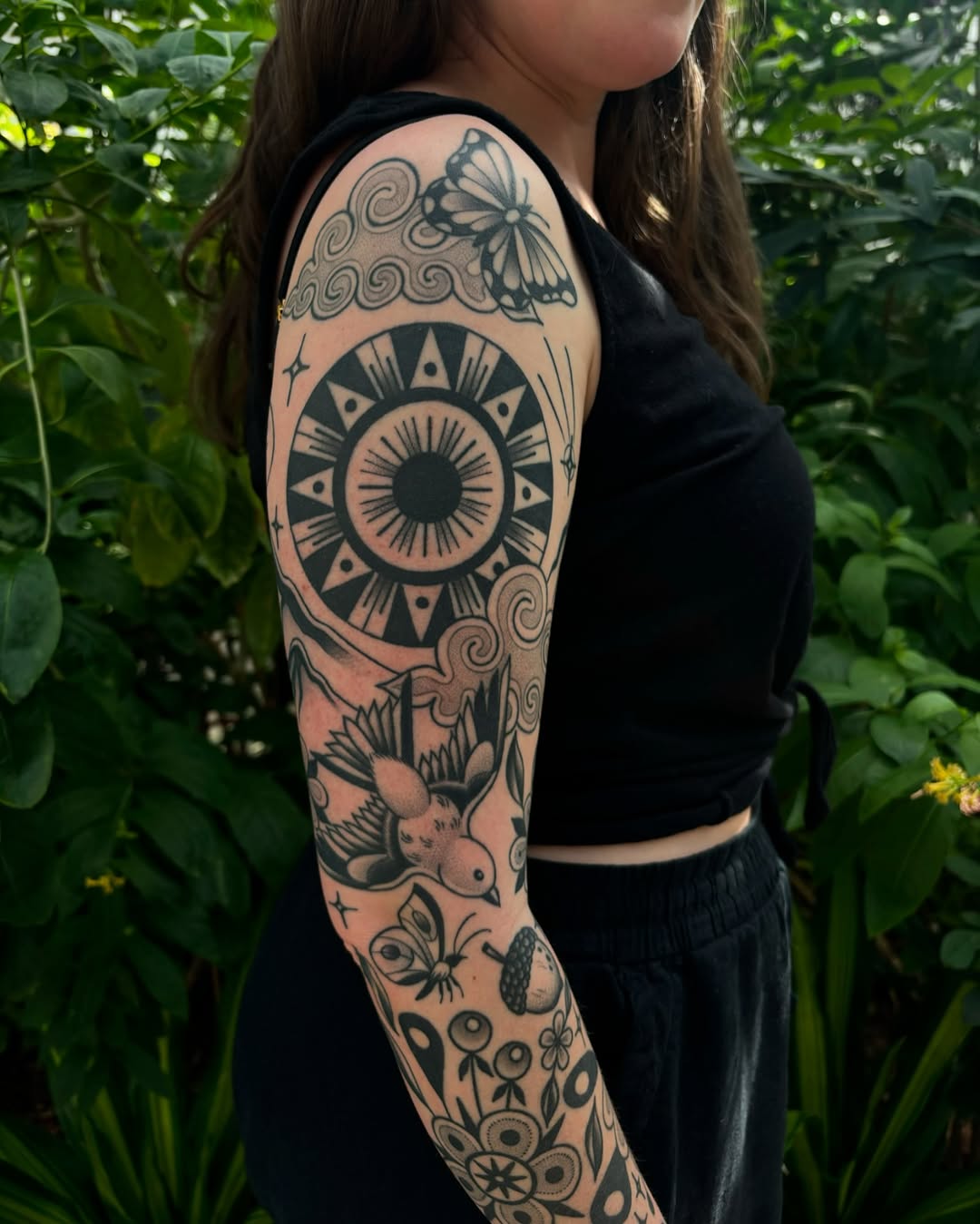 Tattoo by @bacontattoos — black_and_grey, dotwork