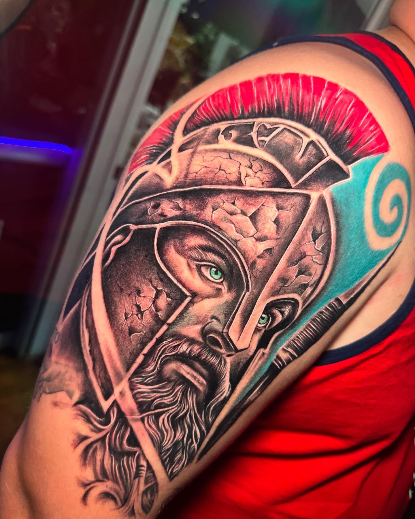 Tattoo by @suicidaink.tattoo โ realism